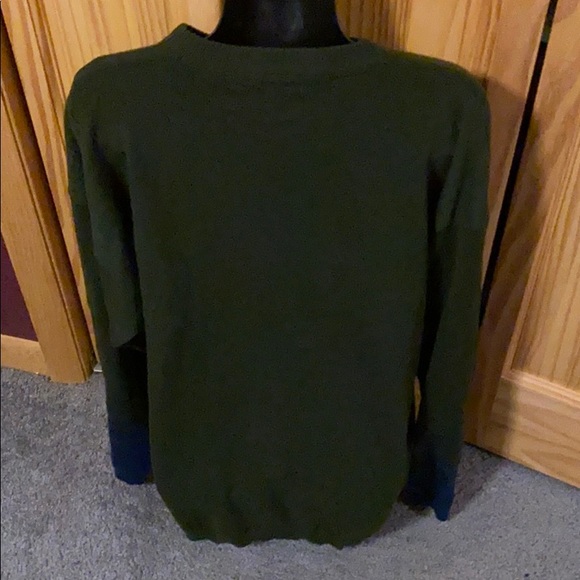 Color Block Sweater - Picture 4 of 6